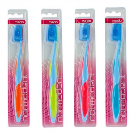 Normodent Cepillo Dental Medium 1 Unidad